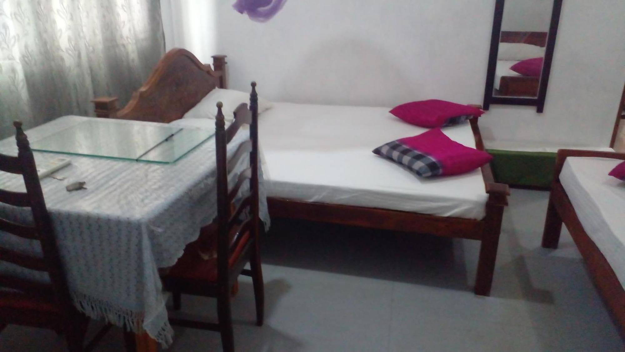 Star Home Stay Bentota Extérieur photo